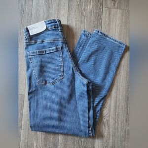 American Eagle Super High Rise Baggy Straight jeans size 000 23w striped